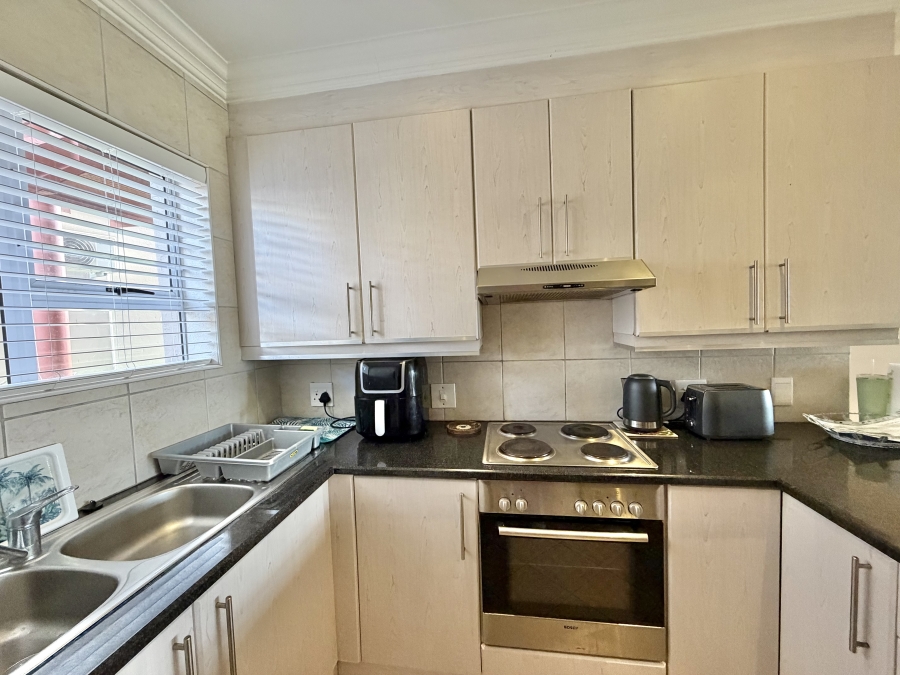 2 Bedroom Property for Sale in Jeffreys Bay Central Eastern Cape